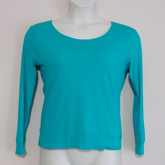 ☆☆SOLD☆☆ PINK VS Cropped Athleisure Top - Picture 2 of 8